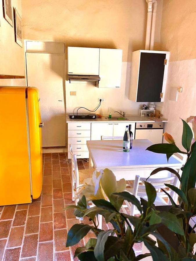 מרקאטאלה ואל די פזה Winery Houses In Chianti מראה חיצוני תמונה